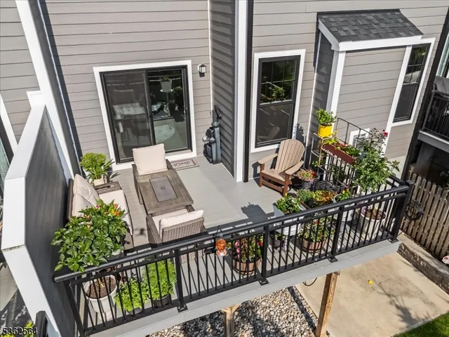 $1,199,000 | 302 Tiffany Way, Unit 302, Watchung, NJ 07069