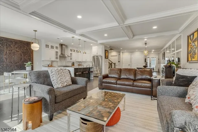 $1,199,000 | 302 Tiffany Way, Unit 302, Watchung, NJ 07069