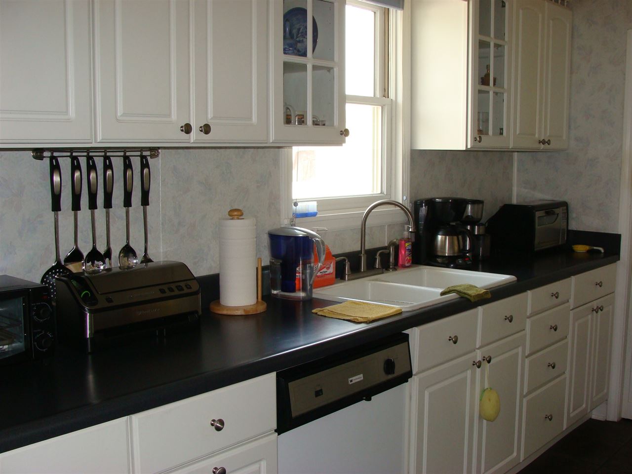 1613 Windsor Road Fort Wayne, IN 46825 - Photo 8 of 22