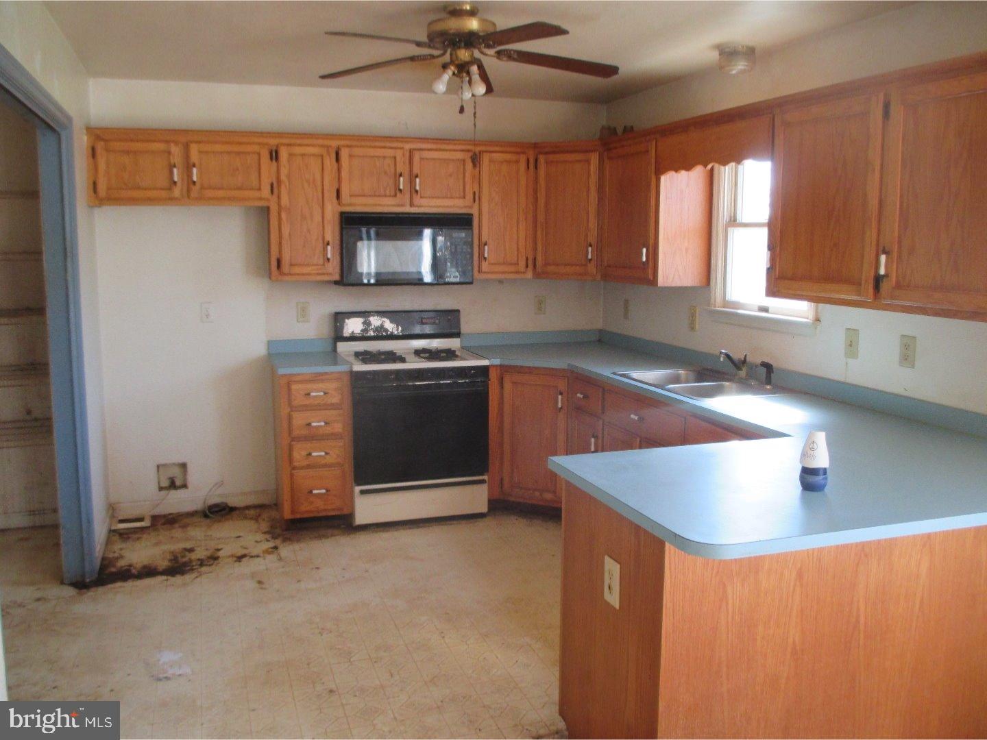 2156 Sewell Branch Road Clayton, DE 19938 - Photo 7 of 10 Kitchen
