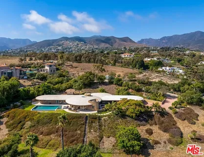 $4,249,000 | 6331 Busch Drive, Malibu, CA 90265