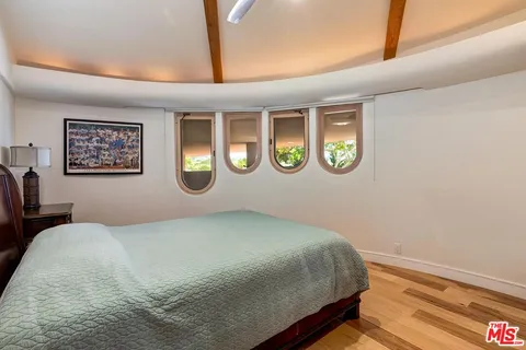 $4,249,000 | 6331 Busch Drive, Malibu, CA 90265