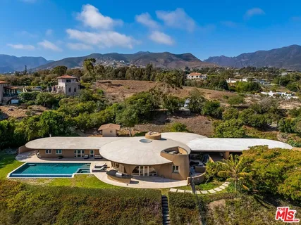 $4,249,000 | 6331 Busch Drive, Malibu, CA 90265