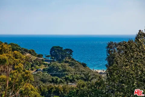 $4,249,000 | 6331 Busch Drive, Malibu, CA 90265