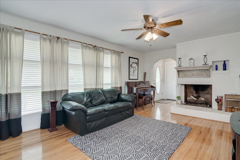 3501 Lawson Road Aiken, SC 29801 - Photo 2 of 39 Gallery Image 2