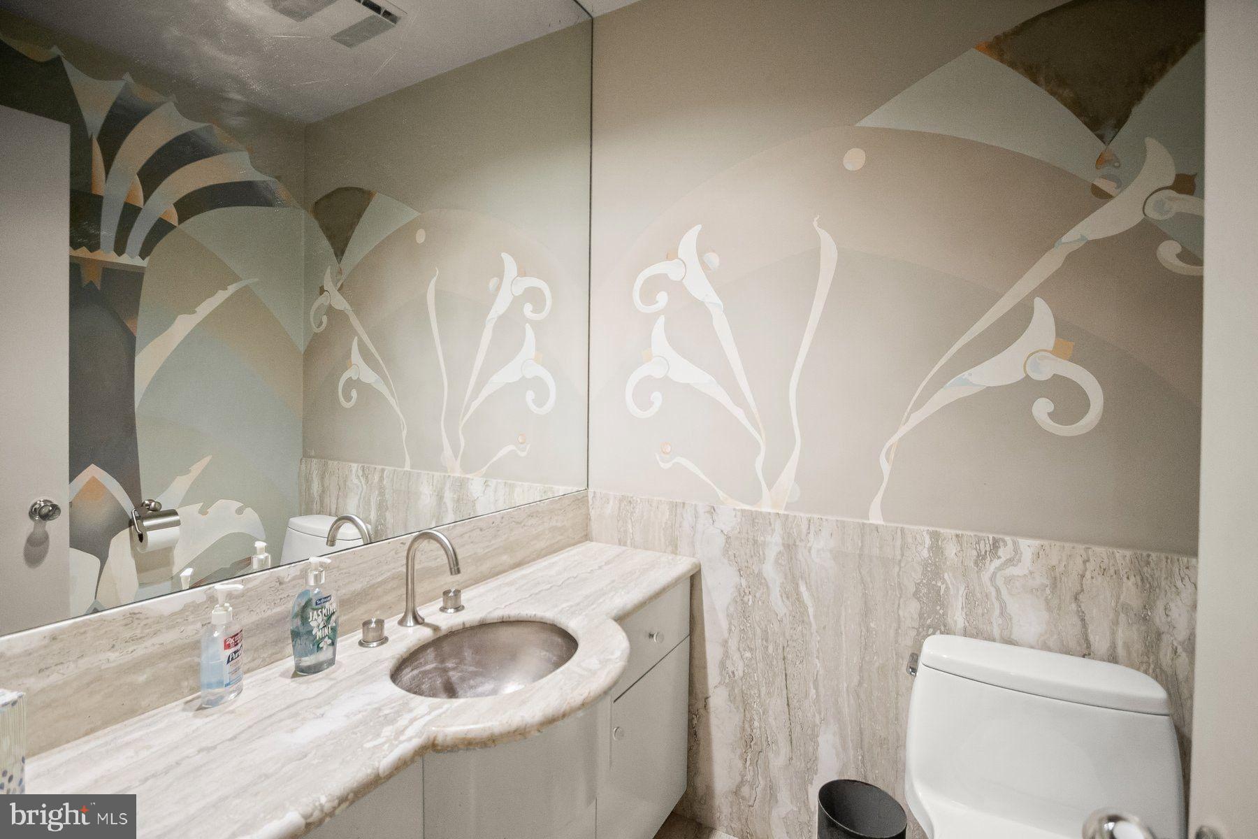 6605 Kenhill Road Bethesda, MD 20817 - Photo 10 of 30