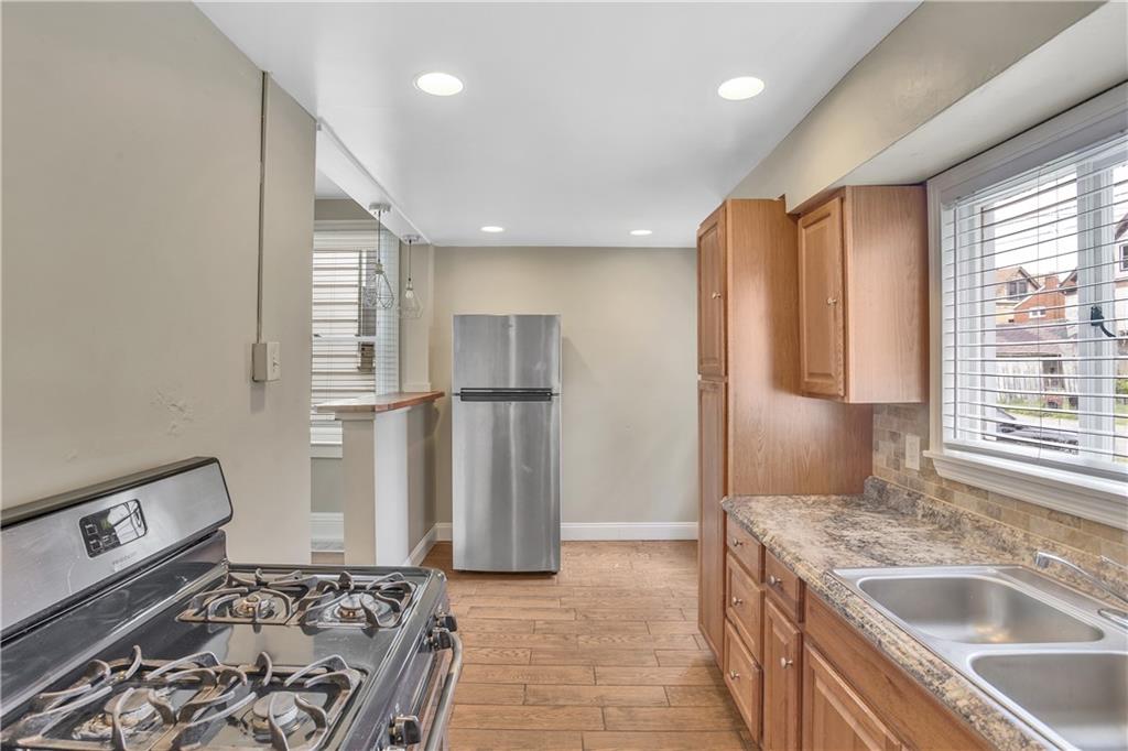 314 Grove Street McKees Rocks, PA 15136 - Photo 15 of 27 Gallery Image 15