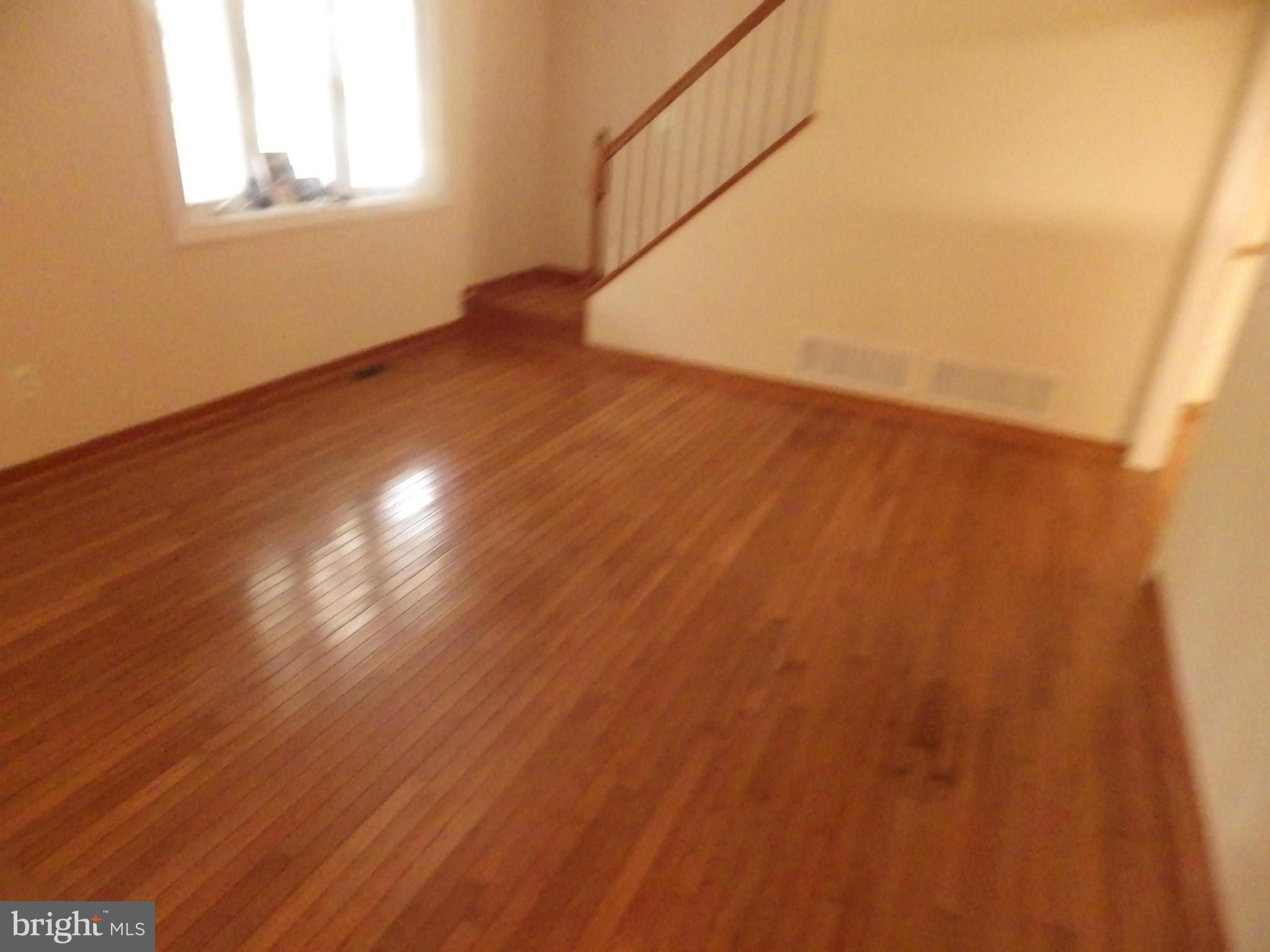 308 McKay Road Stevensville, MD 21666 - Photo 8 of 29 Living Room