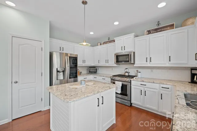 $565,000 | 9776 Ravenscroft Lane Northwest, Concord, NC 28027