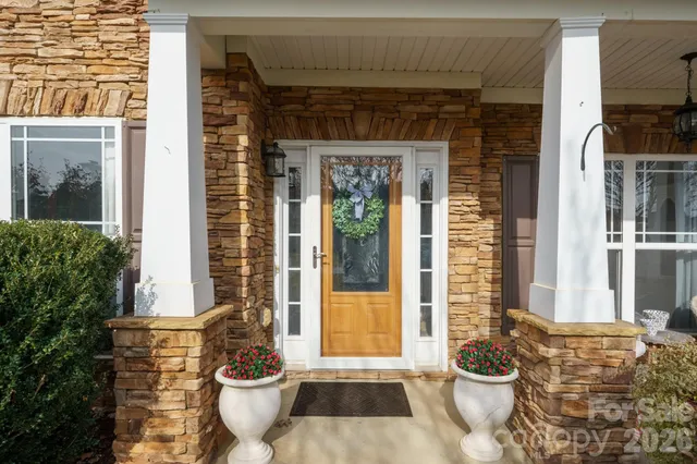 $565,000 | 9776 Ravenscroft Lane Northwest, Concord, NC 28027