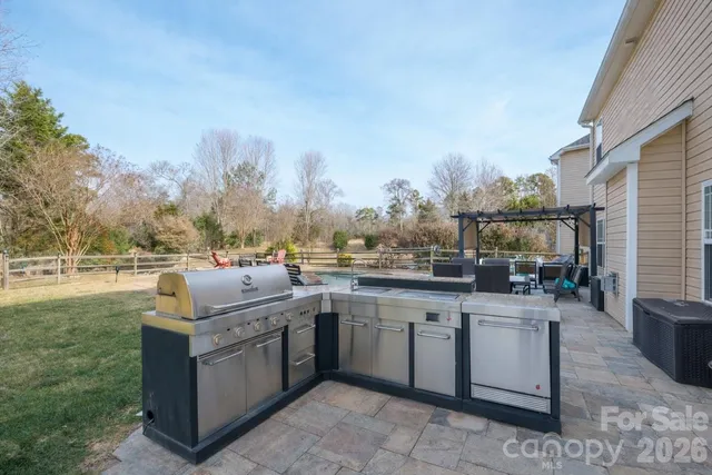 $565,000 | 9776 Ravenscroft Lane Northwest, Concord, NC 28027