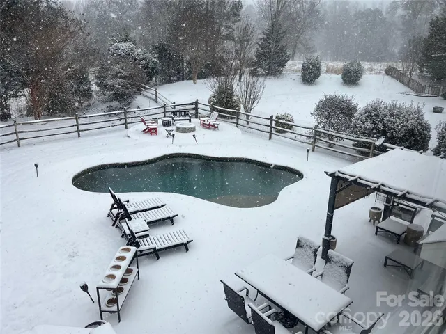 $565,000 | 9776 Ravenscroft Lane Northwest, Concord, NC 28027