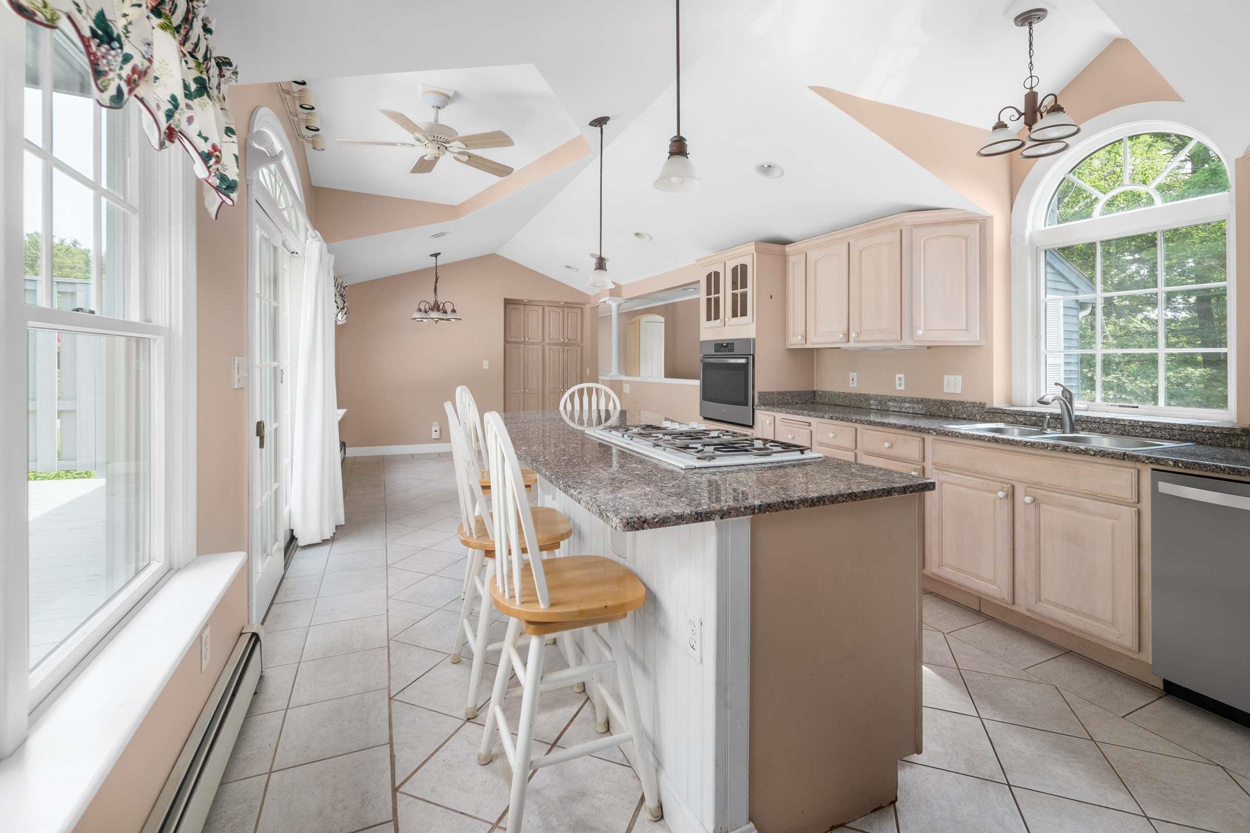 31 Scotland Bridge Road York, ME 03909 - Photo 13 of 33