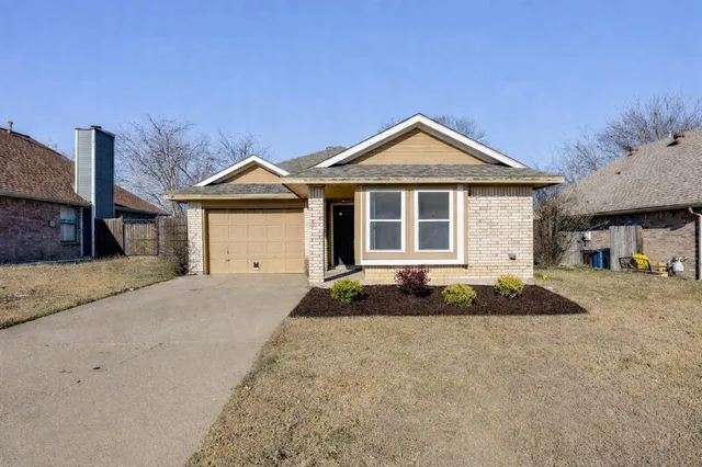 $225,000 | 10204 Leatherwood Drive, Fort Worth, TX 76108