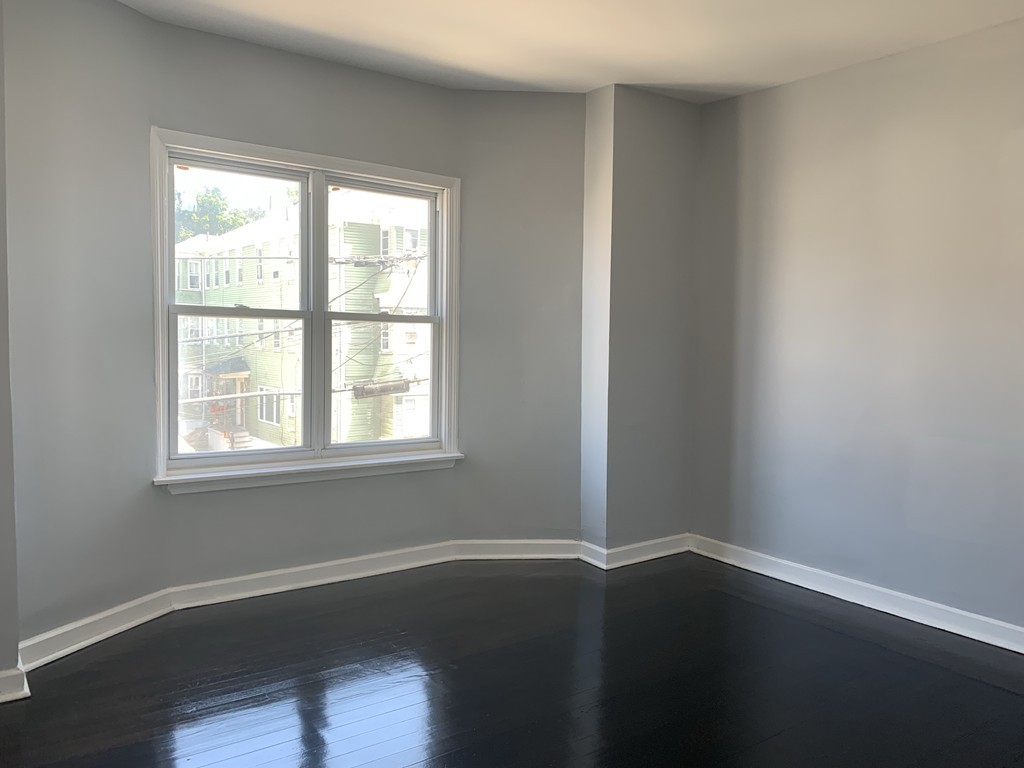 507 Third Street Fall River, MA 02721 - Photo 12 of 28