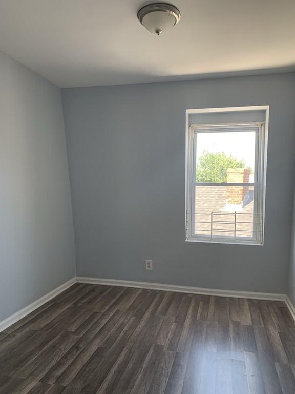 507 Third Street Fall River, MA 02721 - Photo 21 of 28