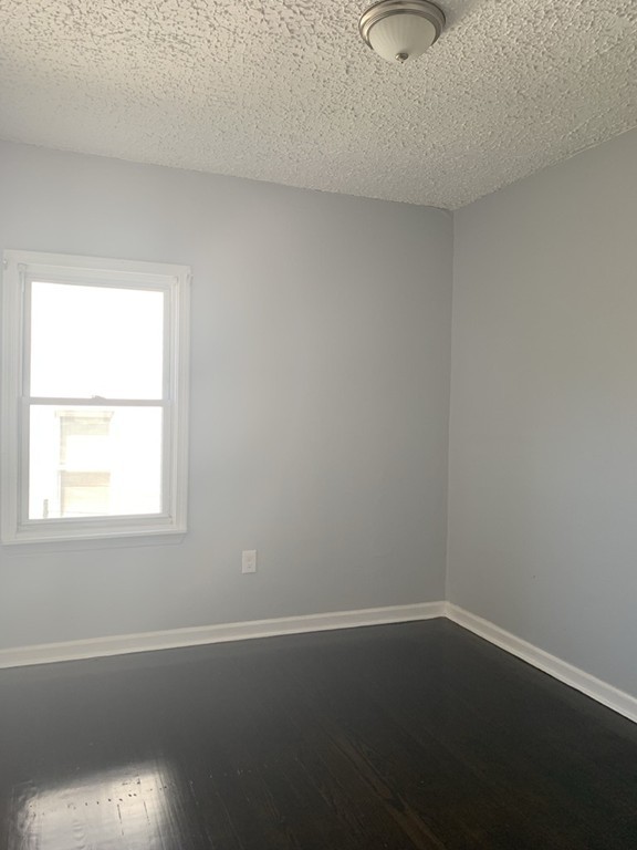 507 Third Street Fall River, MA 02721 - Photo 6 of 28