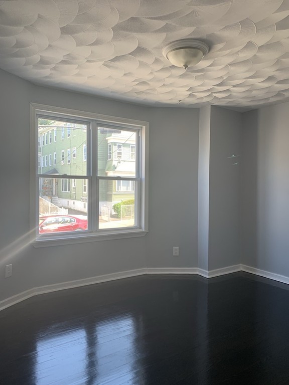 507 Third Street Fall River, MA 02721 - Photo 7 of 28