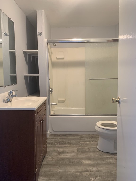 507 Third Street Fall River, MA 02721 - Photo 8 of 28