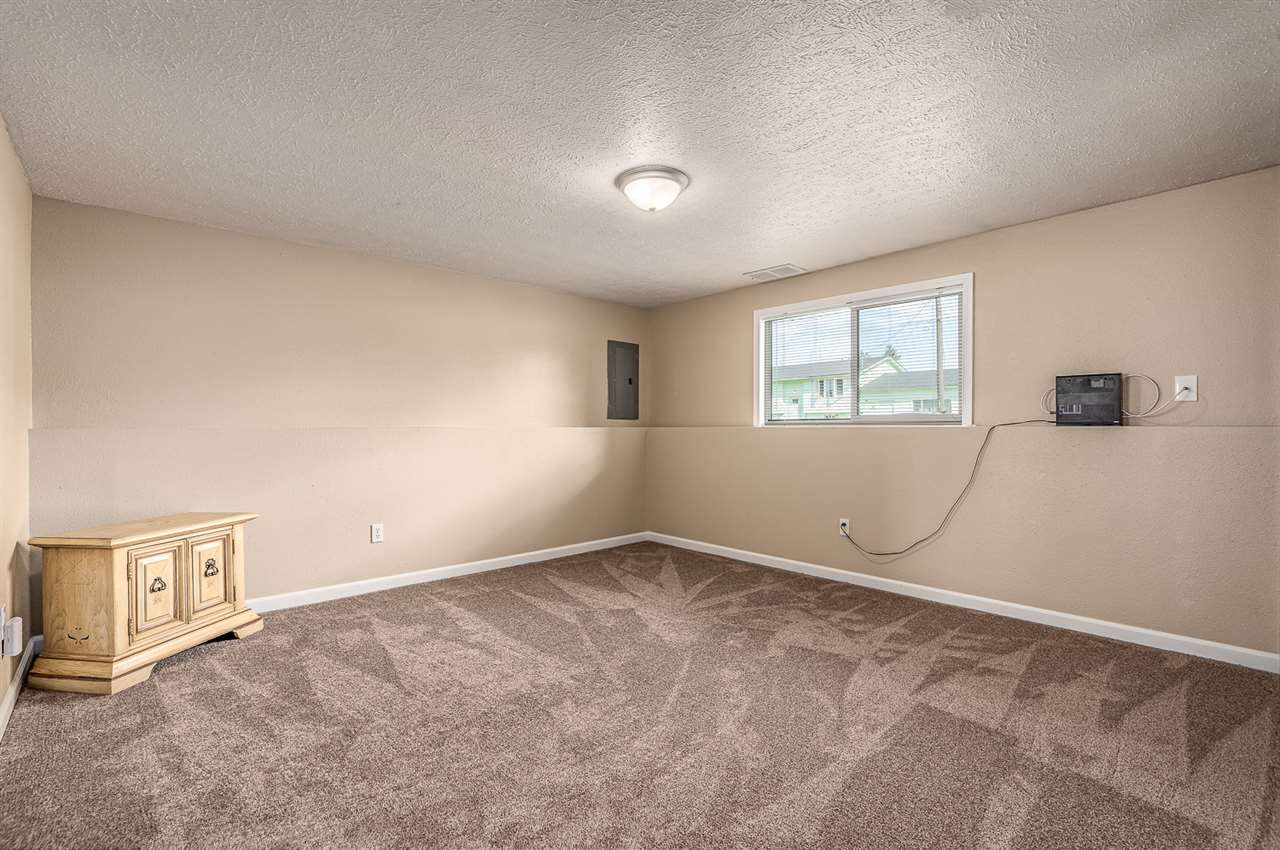 1219 North Arties Road Greenacres, WA 99016 - Photo 13 of 20 Gallery Image 13