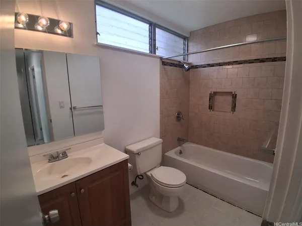 $4,100 | 47-712 Hui Kelu Street, Unit 18/1809, Kaneohe, HI 96744