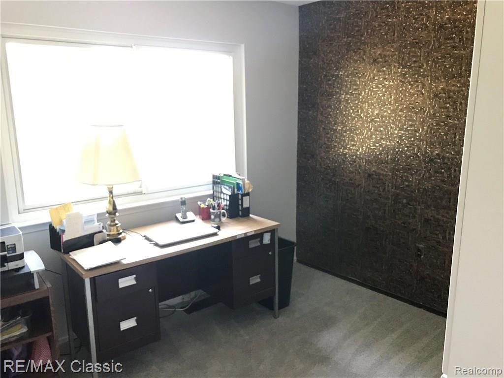 41208 Village Lake Road Novi, MI 48375 - Photo 23 of 28 505211C4-271D-49A6-A02F-22D8A9604E8A.jpeg