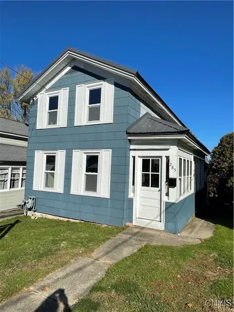 $139,900 | 285 West 8th Street, Oswego, NY 13126