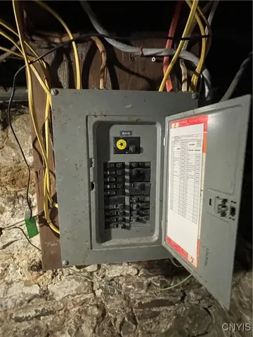 $149,900 | 285 West 8th Street, Oswego, NY 13126