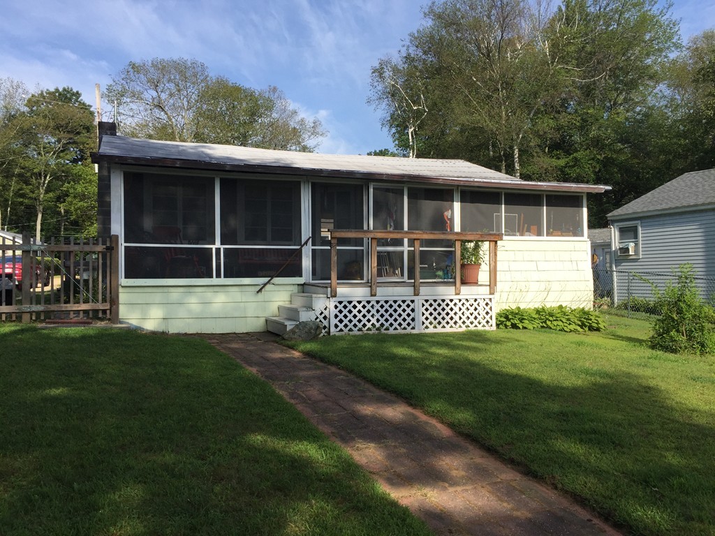 14 Roberts Park Road Holland, MA 01521 - Photo 1 of 13 Gallery Image 1