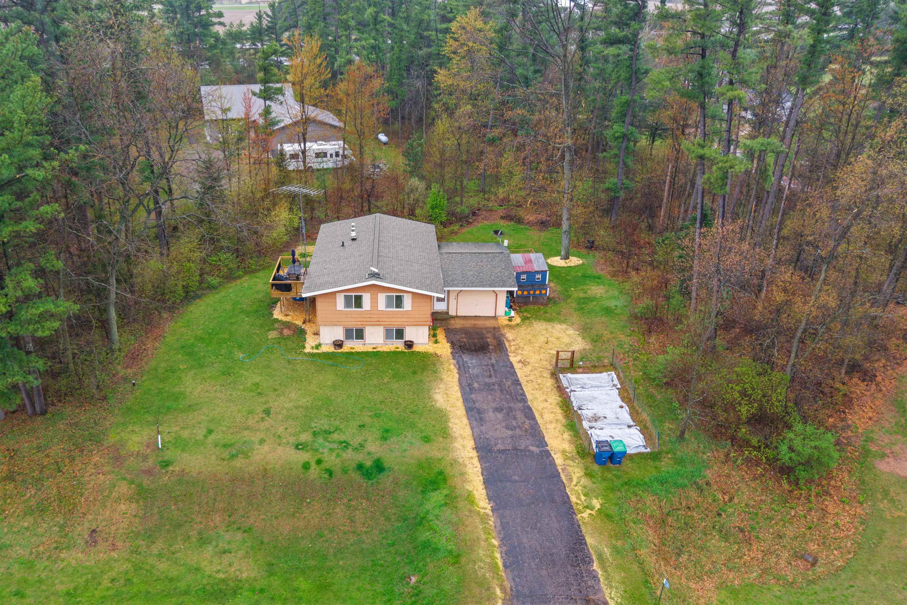 3108 North Sunset Drive Stevens Point, WI 54482 - Photo 2 of 24