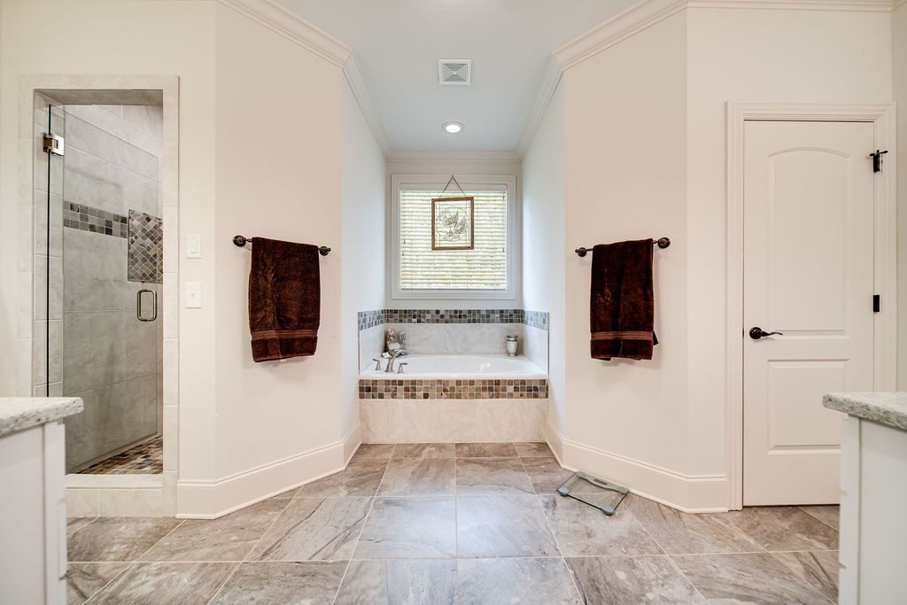 5751 Pinewood Road Franklin, TN 37064 - Photo 39 of 50 a view of a hallway with wooden floor and a living room