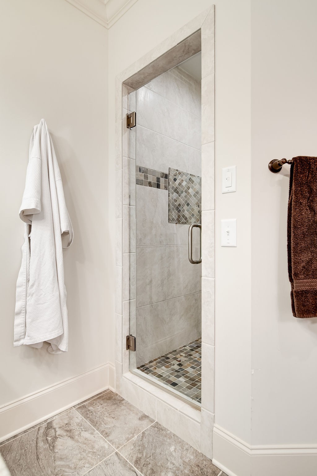 5751 Pinewood Road Franklin, TN 37064 - Photo 40 of 50 a bathroom with a shower and mirror