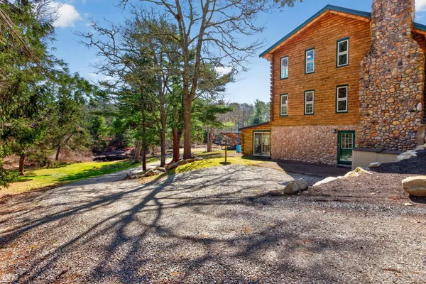 $1,649,000 | 73 County Road, Bourne, MA 02532