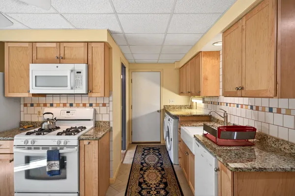 $1,649,000 | 73 County Road, Bourne, MA 02532