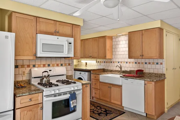 $1,649,000 | 73 County Road, Bourne, MA 02532