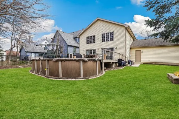 $1,200,000 | 114 Hickory Street, Frankfort, IL 60423