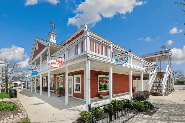 $1,200,000 | 114 Hickory Street, Frankfort, IL 60423