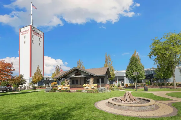 $1,200,000 | 114 Hickory Street, Frankfort, IL 60423
