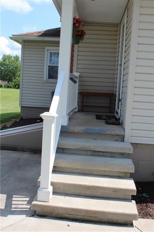 126 Uschak Road Derry, PA 15627 - Photo 5 of 48