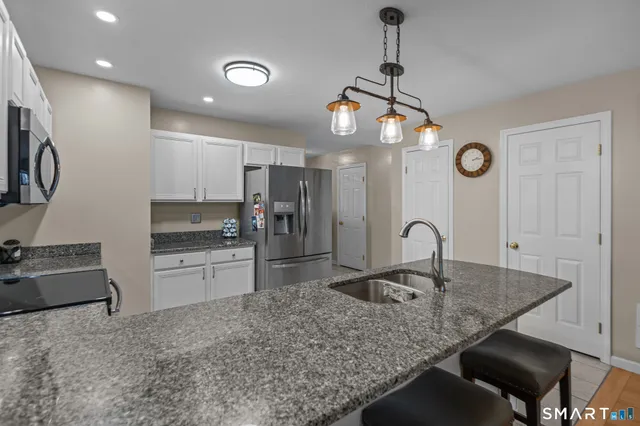 $360,000 | 50 Richmond Road, Unit 10, Putnam, CT 06260