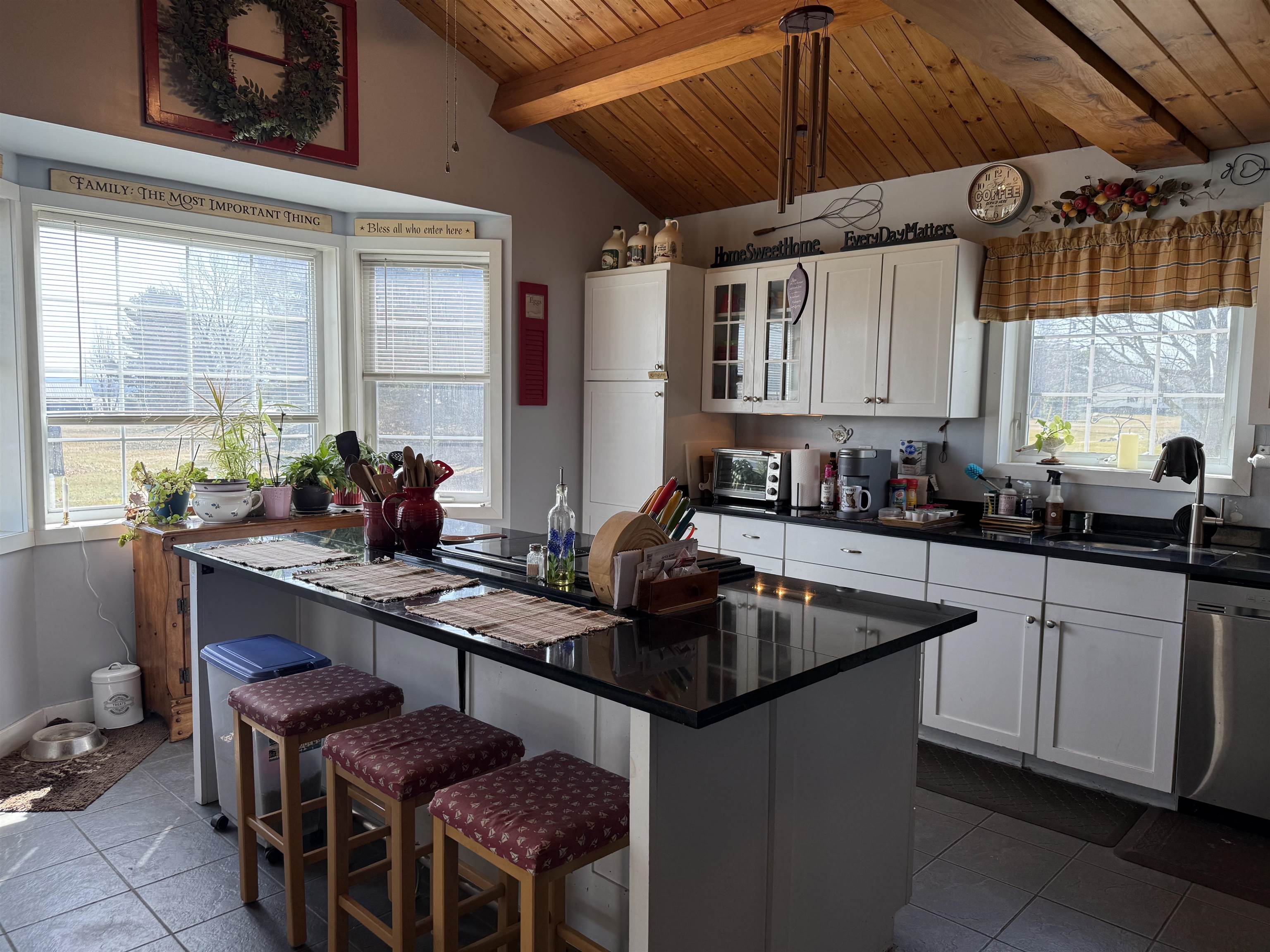 34 Tilley Drive Swanton, VT 05488 - Photo 18 of 41