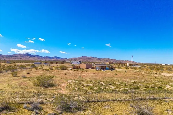 $375,000 | 1335 Fortuna Avenue, Landers, CA 92285