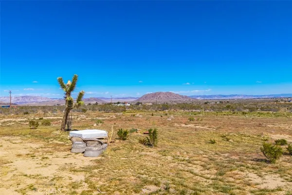 $375,000 | 1335 Fortuna Avenue, Landers, CA 92285