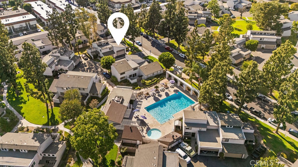 409 North Vía Roma Anaheim, CA 92806 - Photo 10 of 40