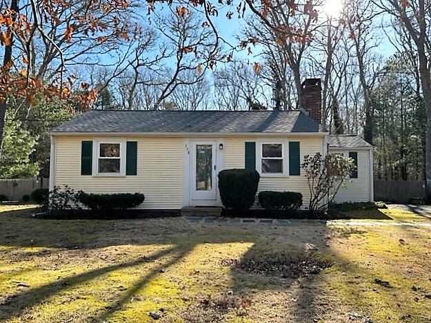 138 Walnut Street Marstons Mills, MA 02648 - Photo 2 of 31 IMG_0083