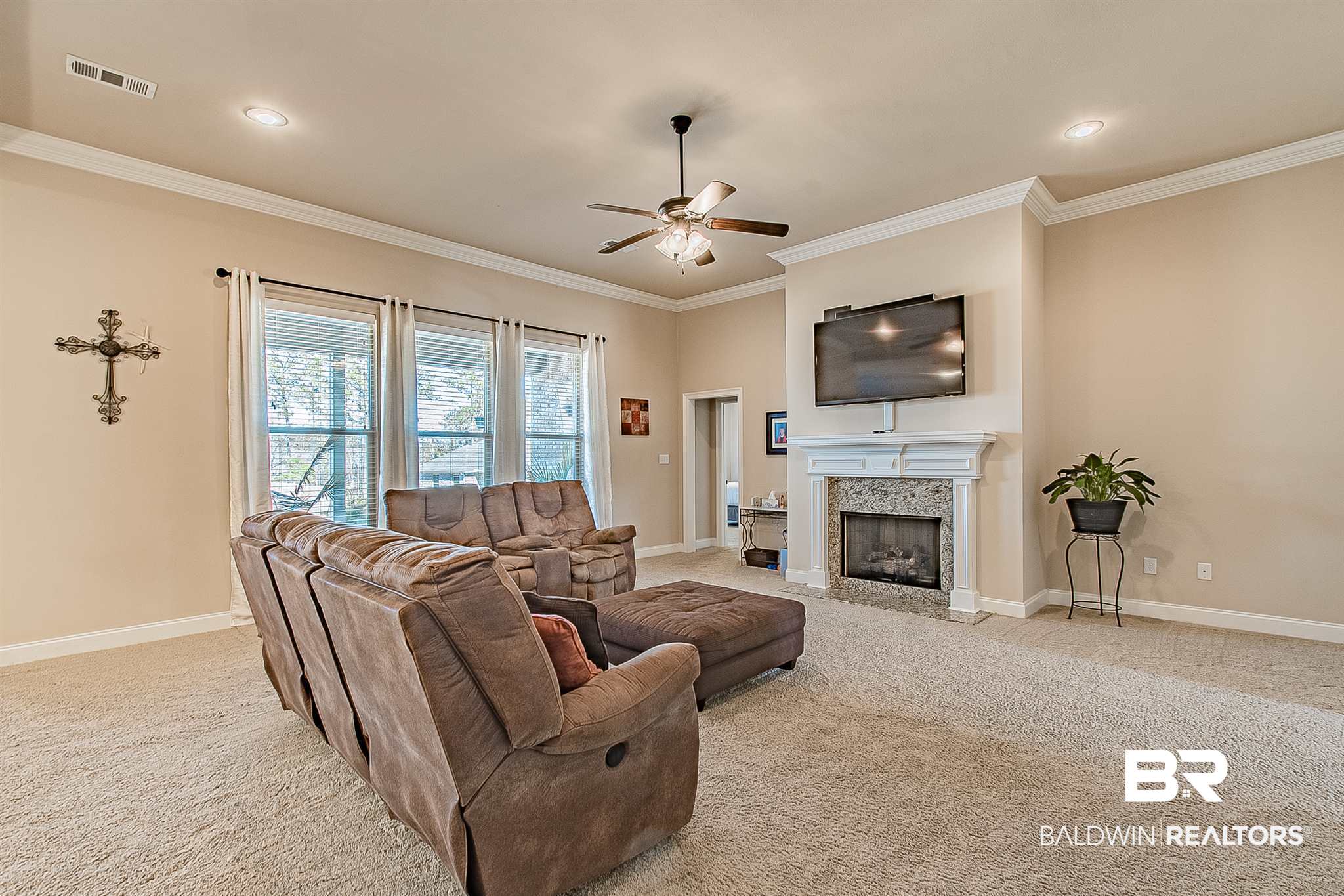 11611 Whitaker Avenue Daphne, AL 36527 - Photo 6 of 35 Living Room