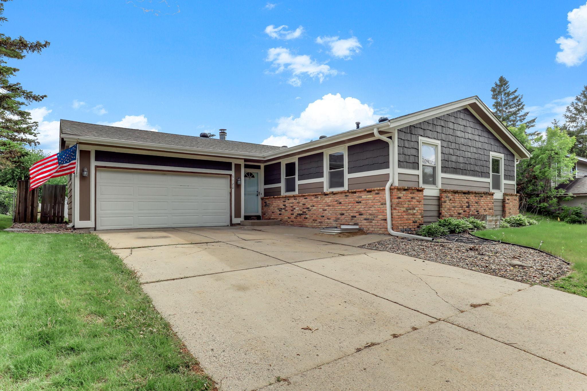 5120 148th Path West Apple Valley, MN 55124 - Photo 1 of 32