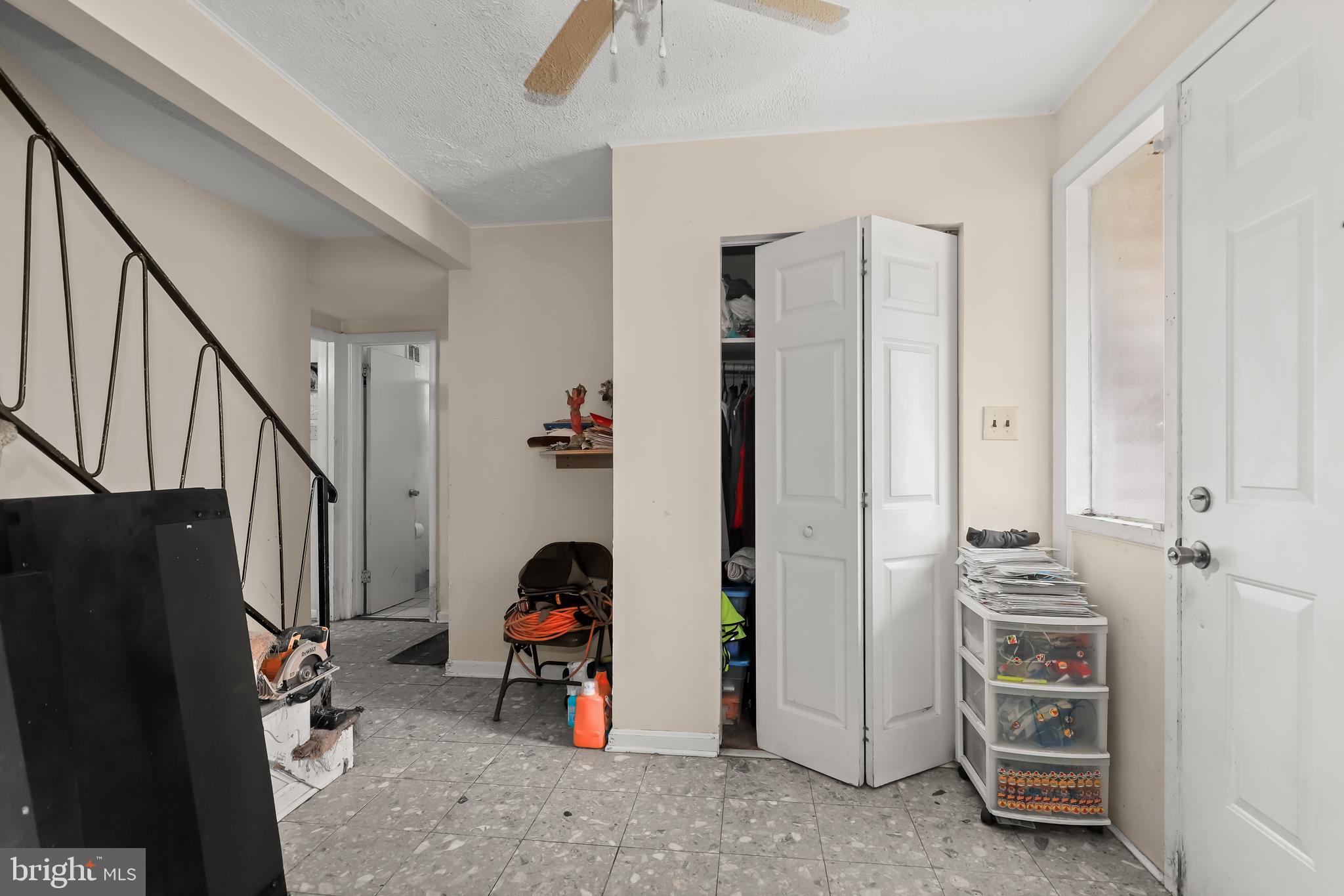 320 University Boulevard East Silver Spring, MD 20901 - Photo 15 of 24 Foyer