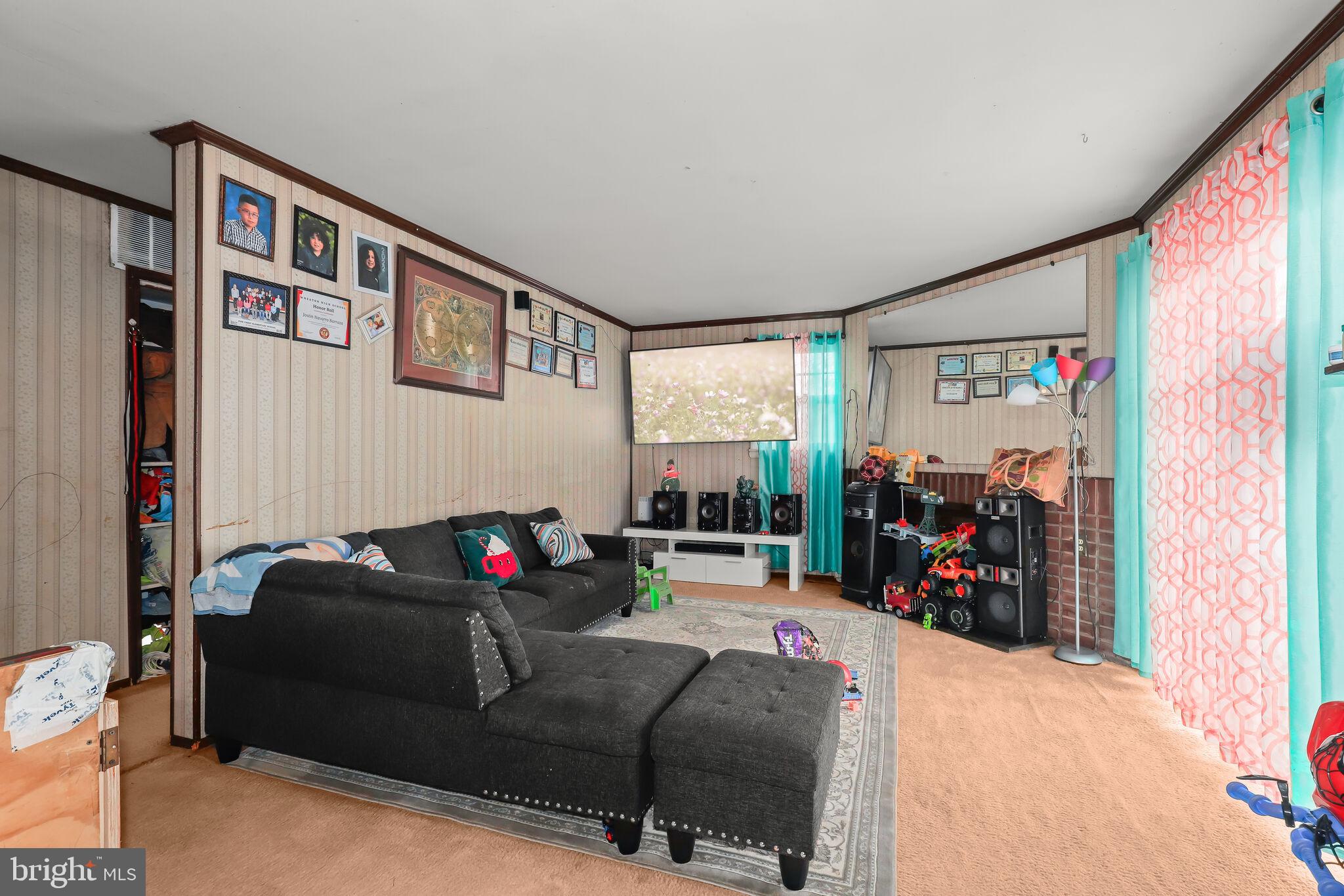 320 University Boulevard East Silver Spring, MD 20901 - Photo 2 of 24 Living Room