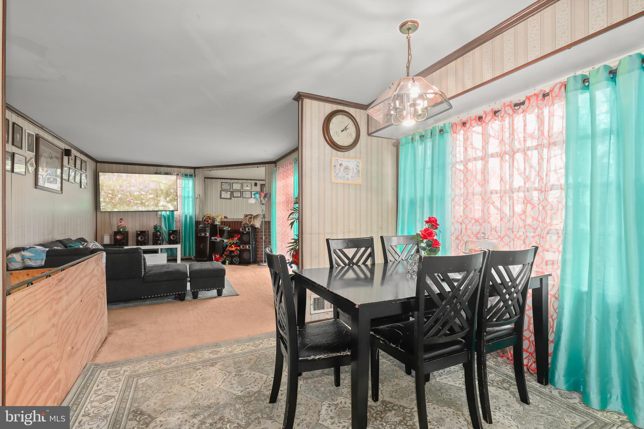 320 University Boulevard East Silver Spring, MD 20901 - Photo 5 of 24 Dining Room